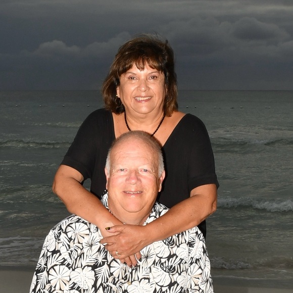 Meet your Posher, Carla - Picture 1 of 1